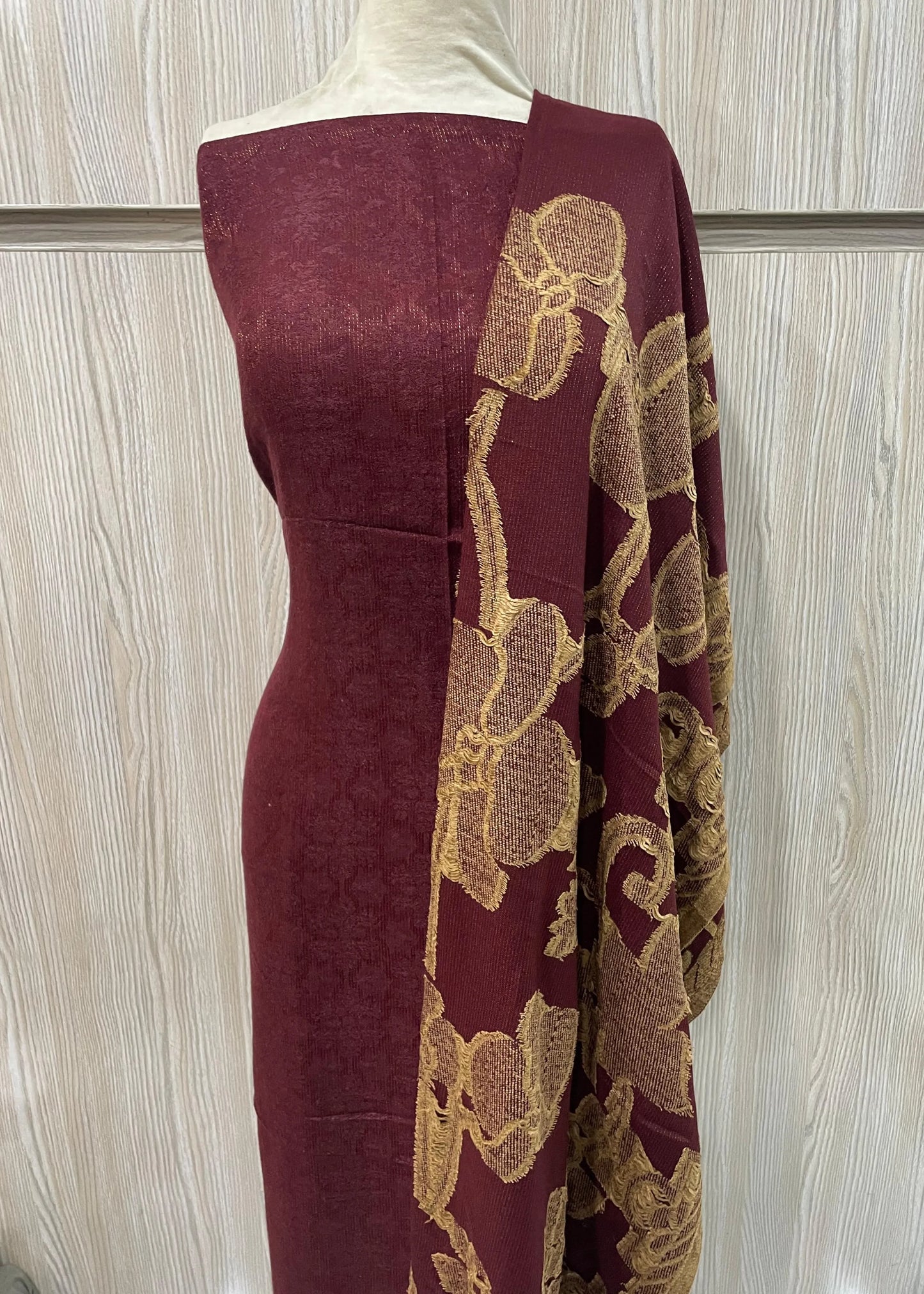 PERSIAN WOOL WINTER 3PC SUIT WITH PALACHI SHWAL (Maroon) PSD-01