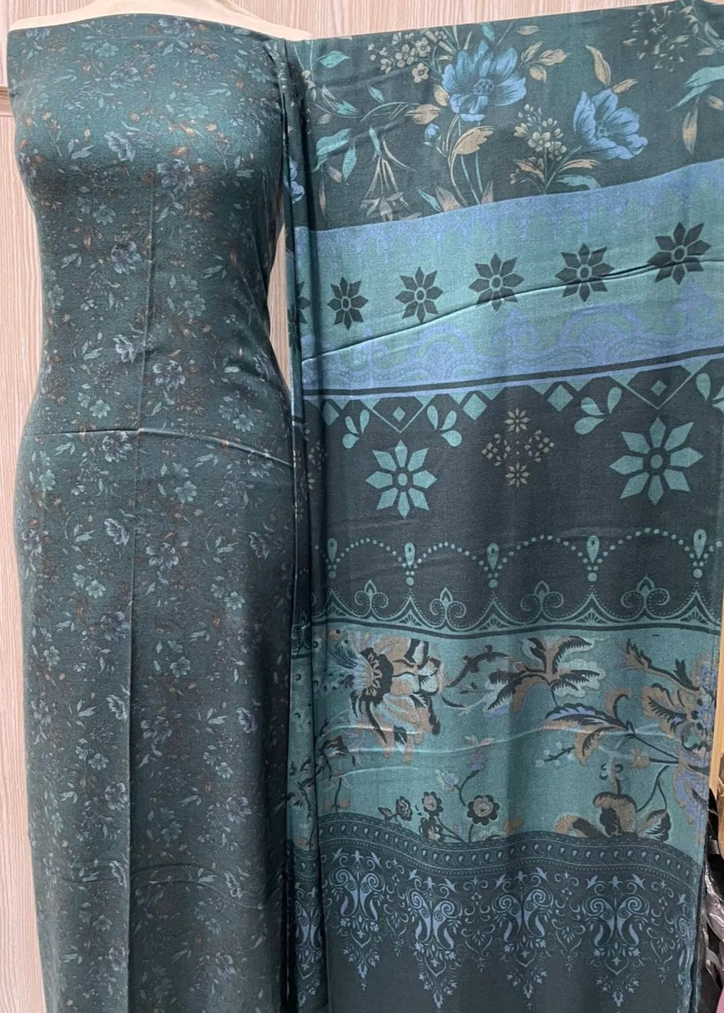 PERSIAN WOOL WINTER PRINTED 3PC SUIT (Dark Green Nw)