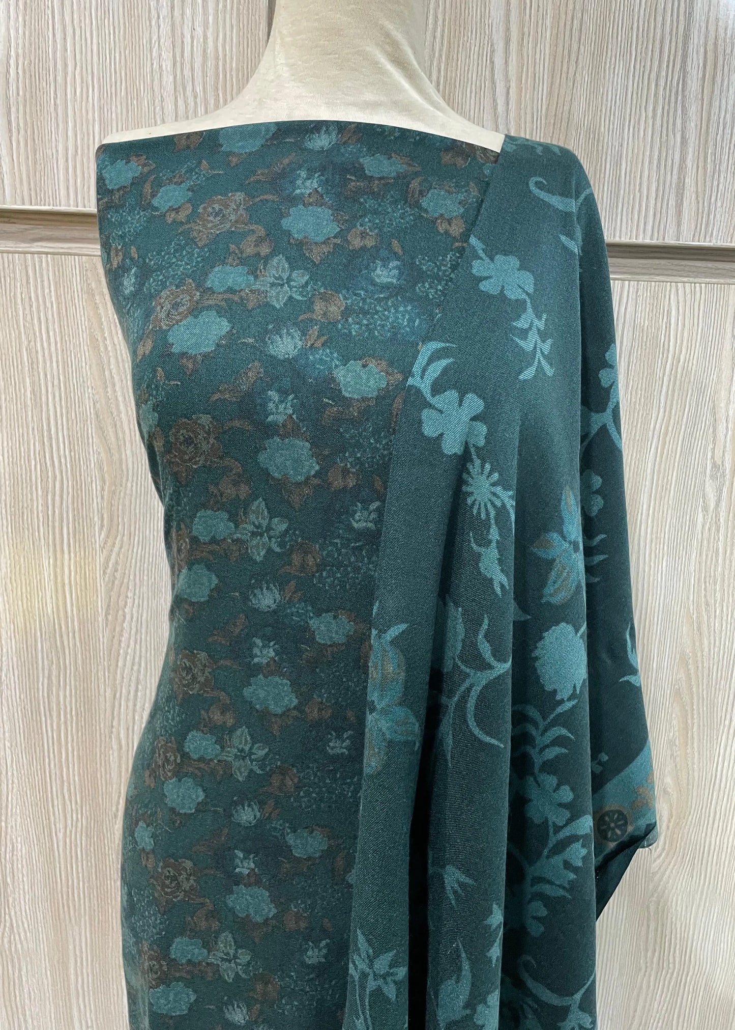 PERSIAN WOOL WINTER PRINTED 3PC SUIT (Dark Green, Green Flowers Nw)