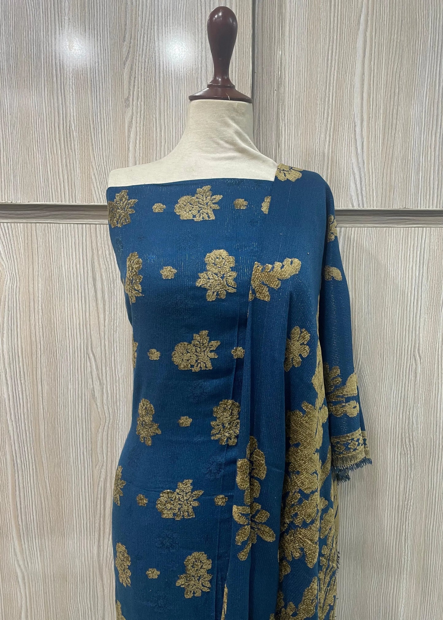 PERSIAN PALACHI WOOL WINTER 3PC SUIT WITH PALACHI SHWAL (BLue) PLD-04
