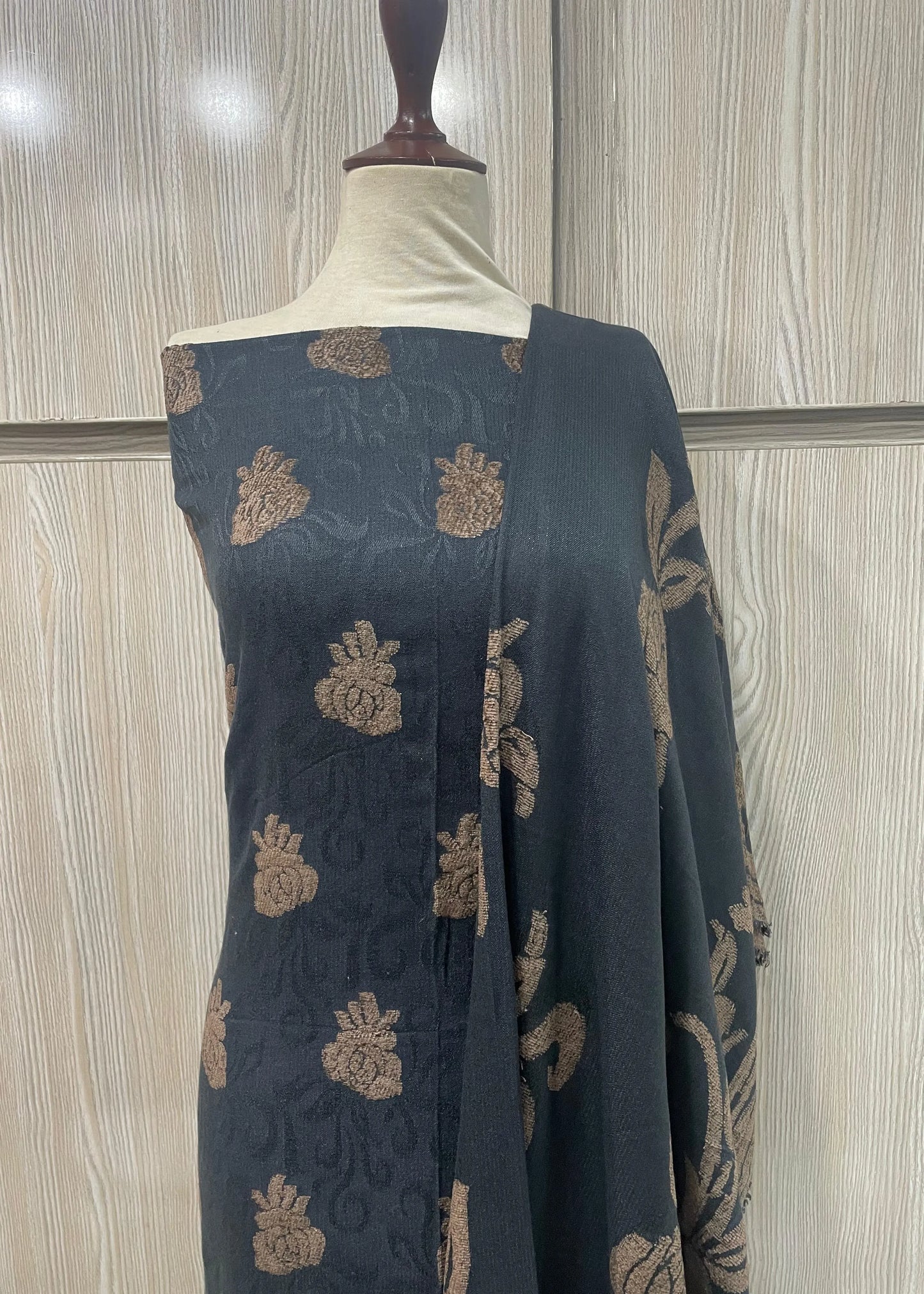 PERSIAN PALACHI WOOL WINTER 3PC SUIT WITH PALACHI SHWAL (Black) PLD-05