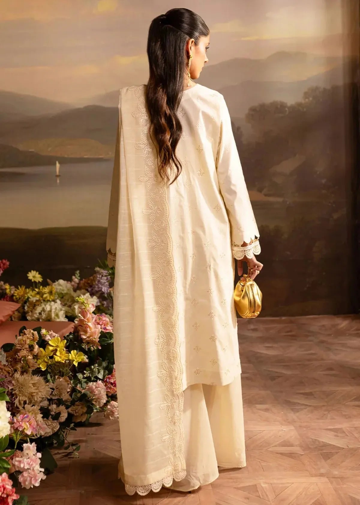 TWILIGHT BY MAHNUR SUMMER LUXURY LAWN COLLECTION VELORAINE ✅ 100% Original