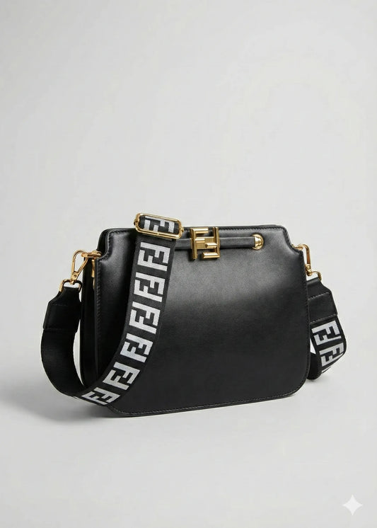 FENDI CROSSBODY SHOULDER BAG FOR WOMAN BLCAK COLOR