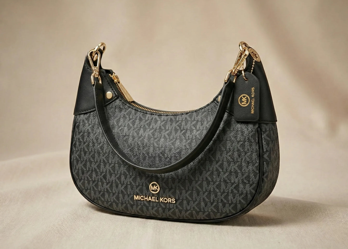 MICHAEL KORS MK HAND BAG FOR WOMAN BLACK COLOR