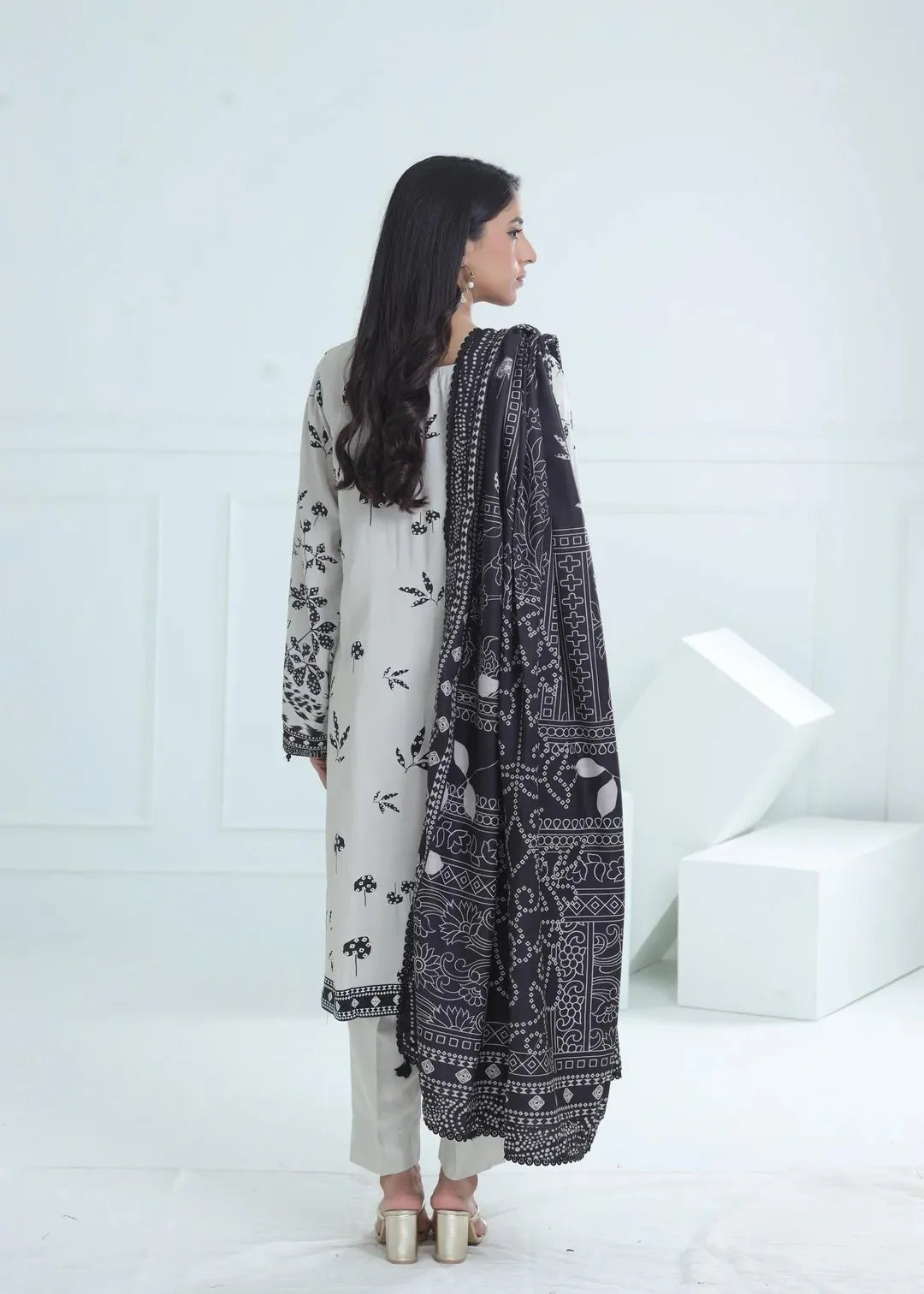 MARIA.B SILK PRINT OVAL