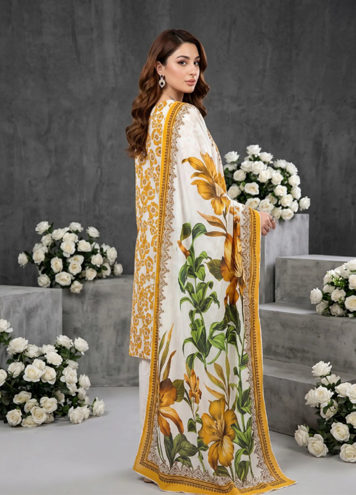 SALINA DOBBY BY REGALIA TEXTILES UNSTITCHED PRINTED LAWN 3 PIECE SUIT D-06