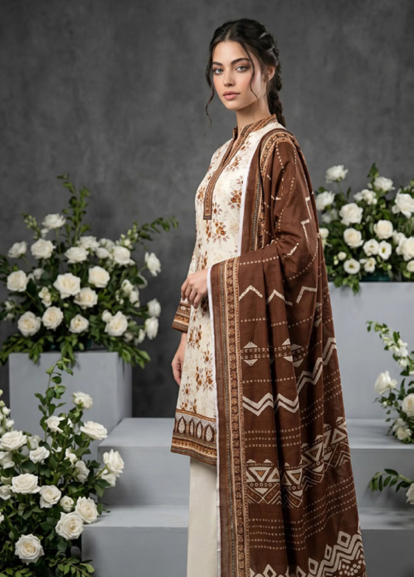 SALINA DOBBY BY REGALIA TEXTILES UNSTITCHED PRINTED LAWN 3 PIECE SUIT D-02