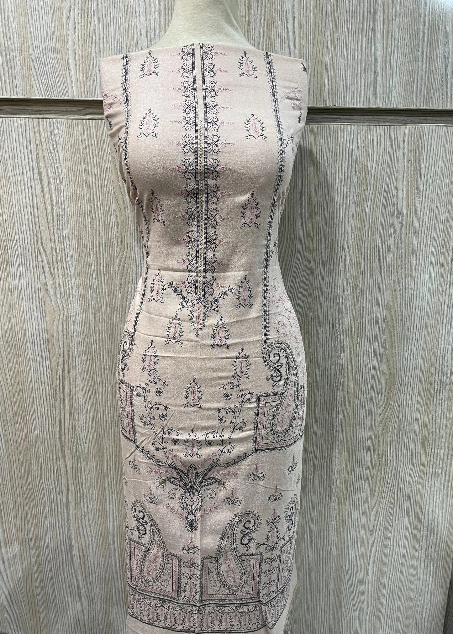 PERSIAN WOOL WINTER EMBROIDERED 3PC SUIT 4