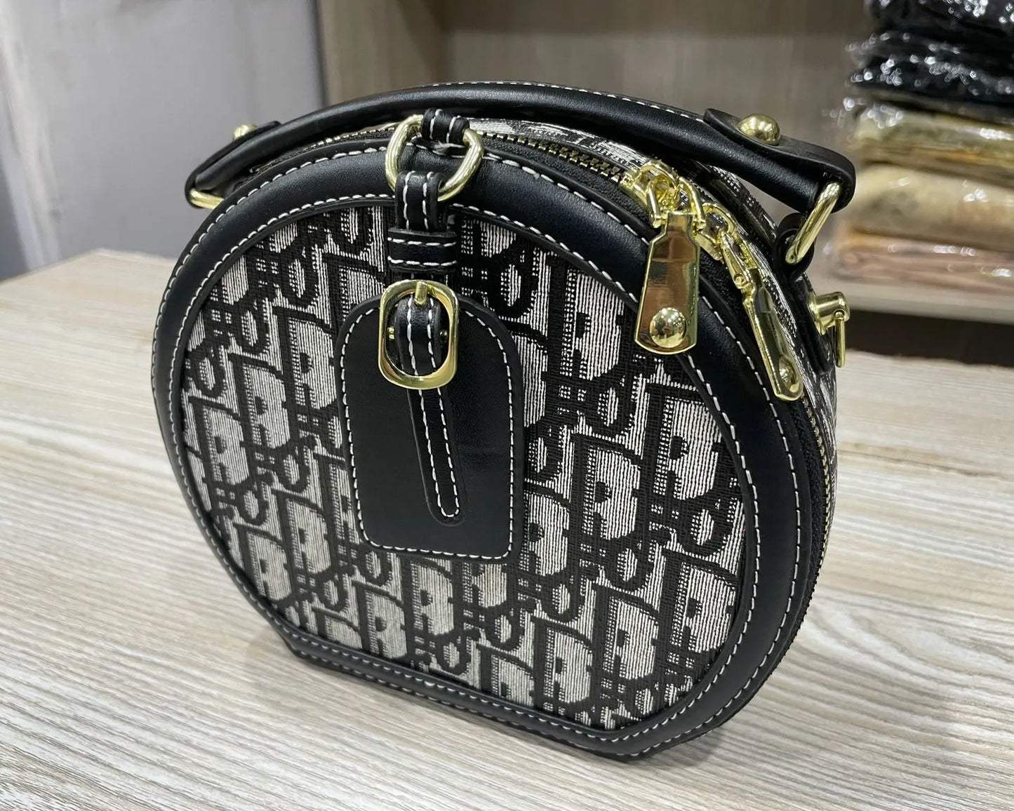 MINI CROSSBODY BAG FOR WOMAN