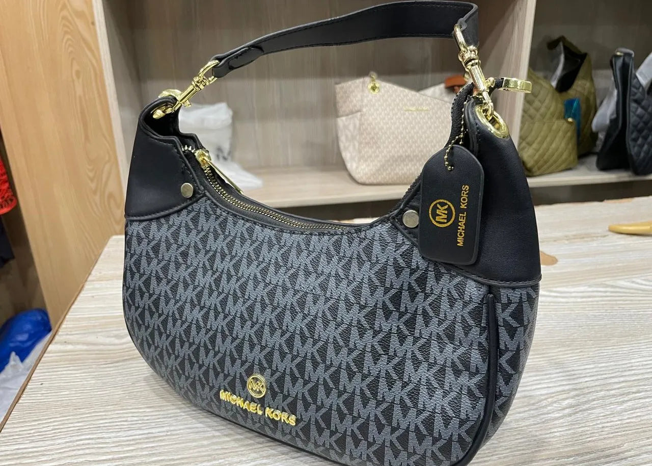 MICHAEL KORS MK HAND BAG FOR WOMAN BLACK COLOR