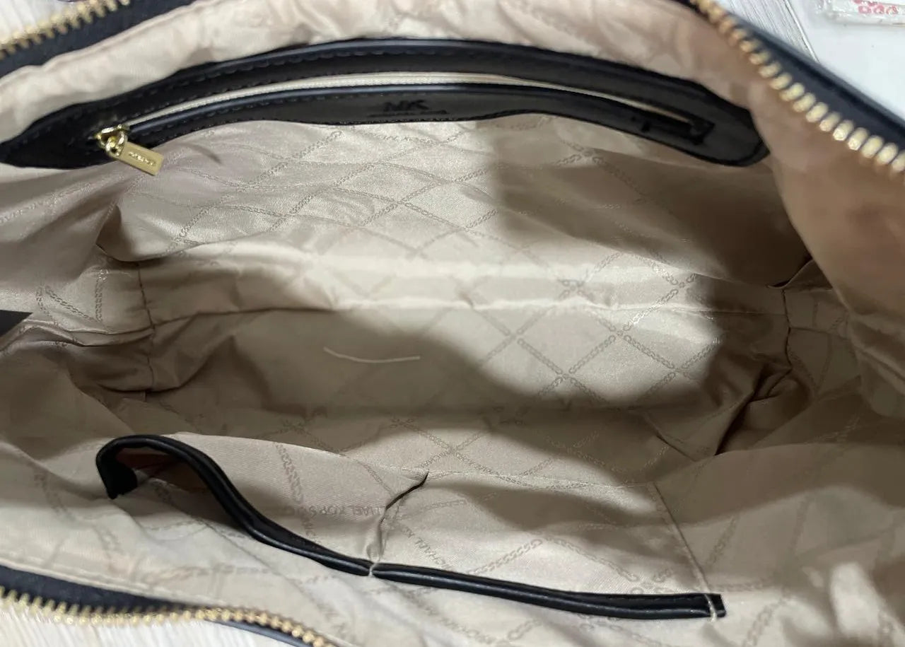 MICHAEL KORS MK HAND BAG FOR WOMAN BLACK COLOR