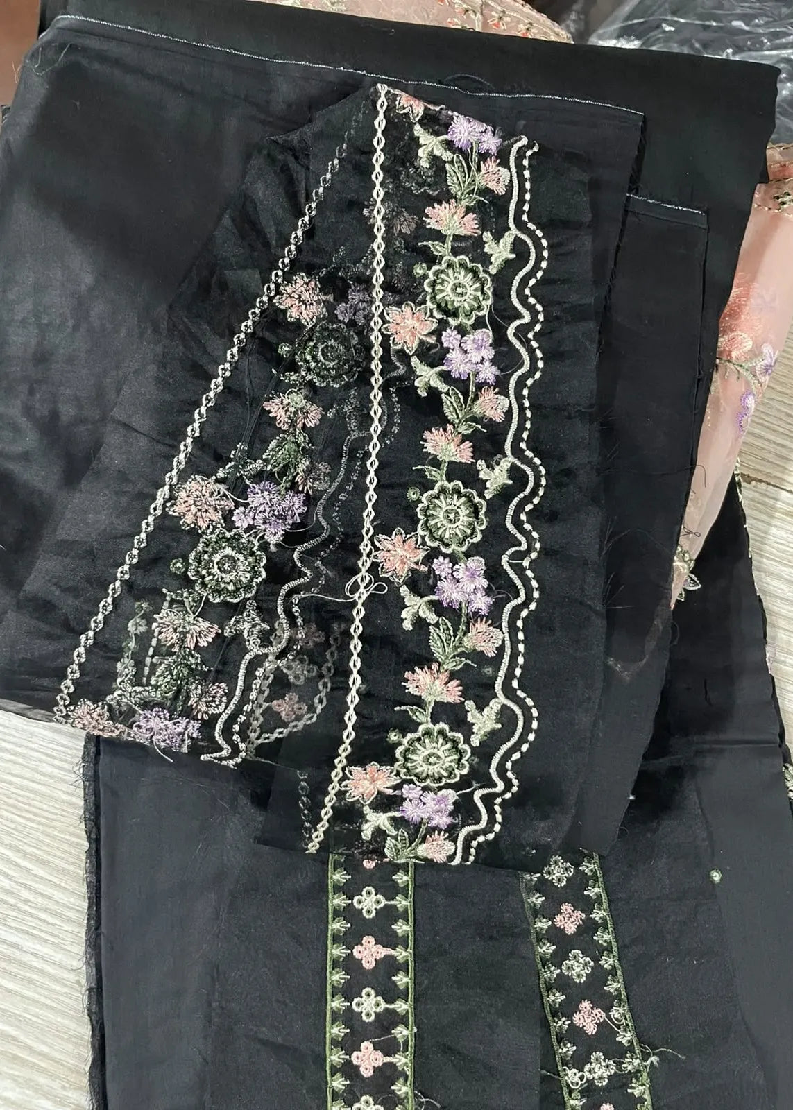 QALAMKAR SUMMER LUXURY LAWN | MISHA