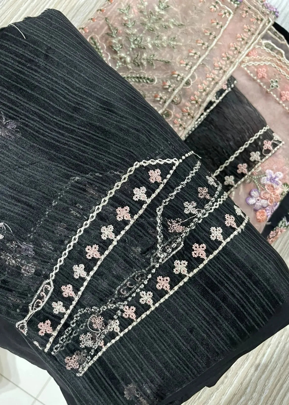 QALAMKAR SUMMER LUXURY LAWN | MISHA