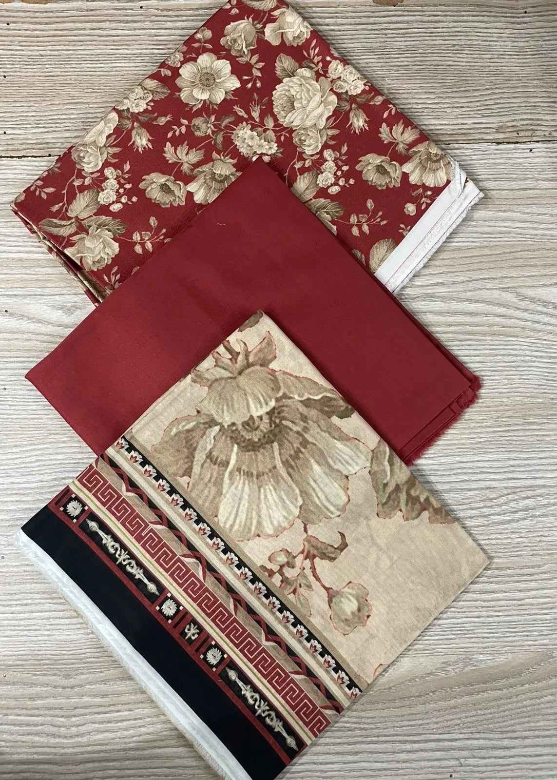SALINA DOBBY BY REGALIA TEXTILES UNSTITCHED PRINTED LAWN 3 PIECE SUIT D-04