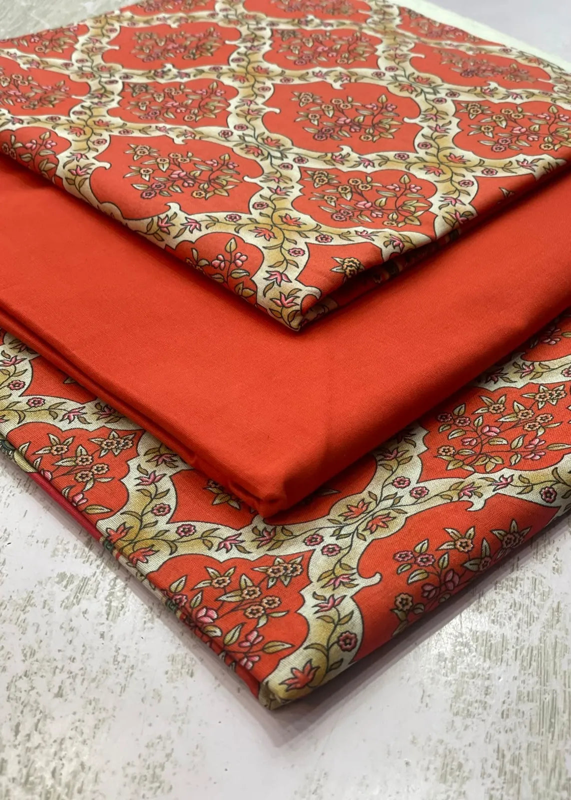 REYAH BY MOTIFZ PREMIUM PRINTED LAWN 3PC D-01