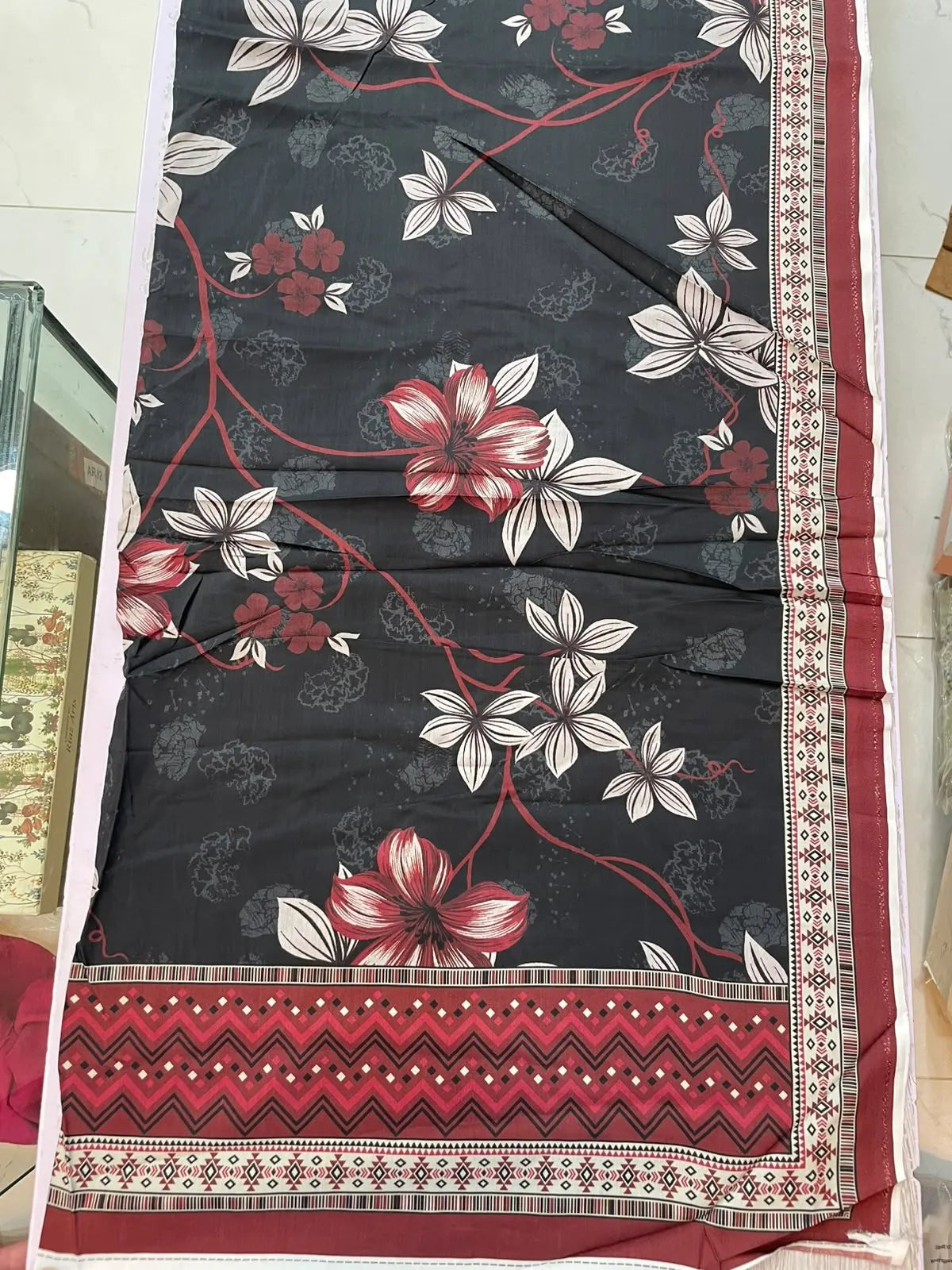 VISCOSE LINEN DIGITAL PRINTED SUIT 3 PIECE UNSTITCHED D-18
