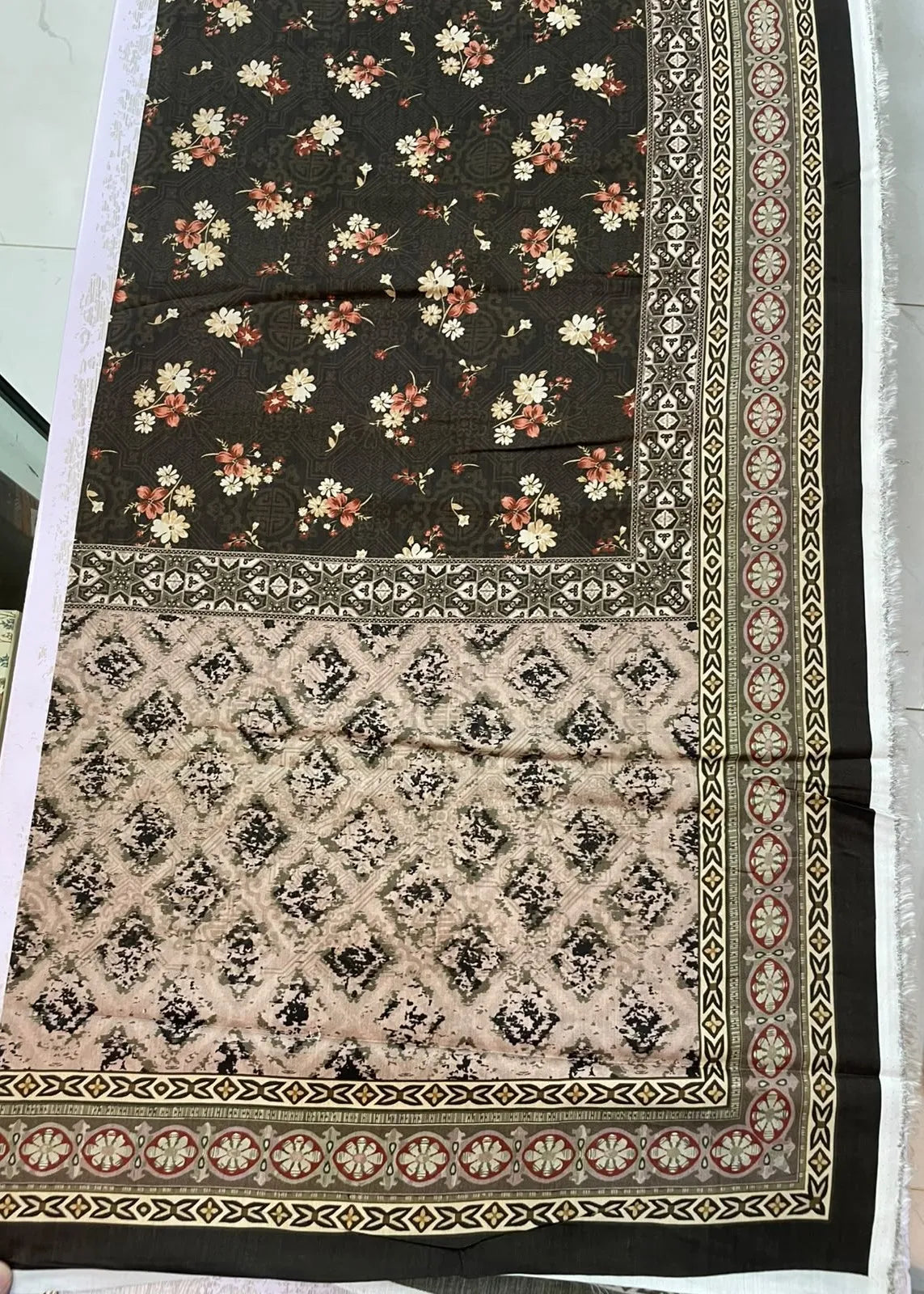 VISCOSE LINEN DIGITAL PRINTED SUIT 3 PIECE UNSTITCHED D-19