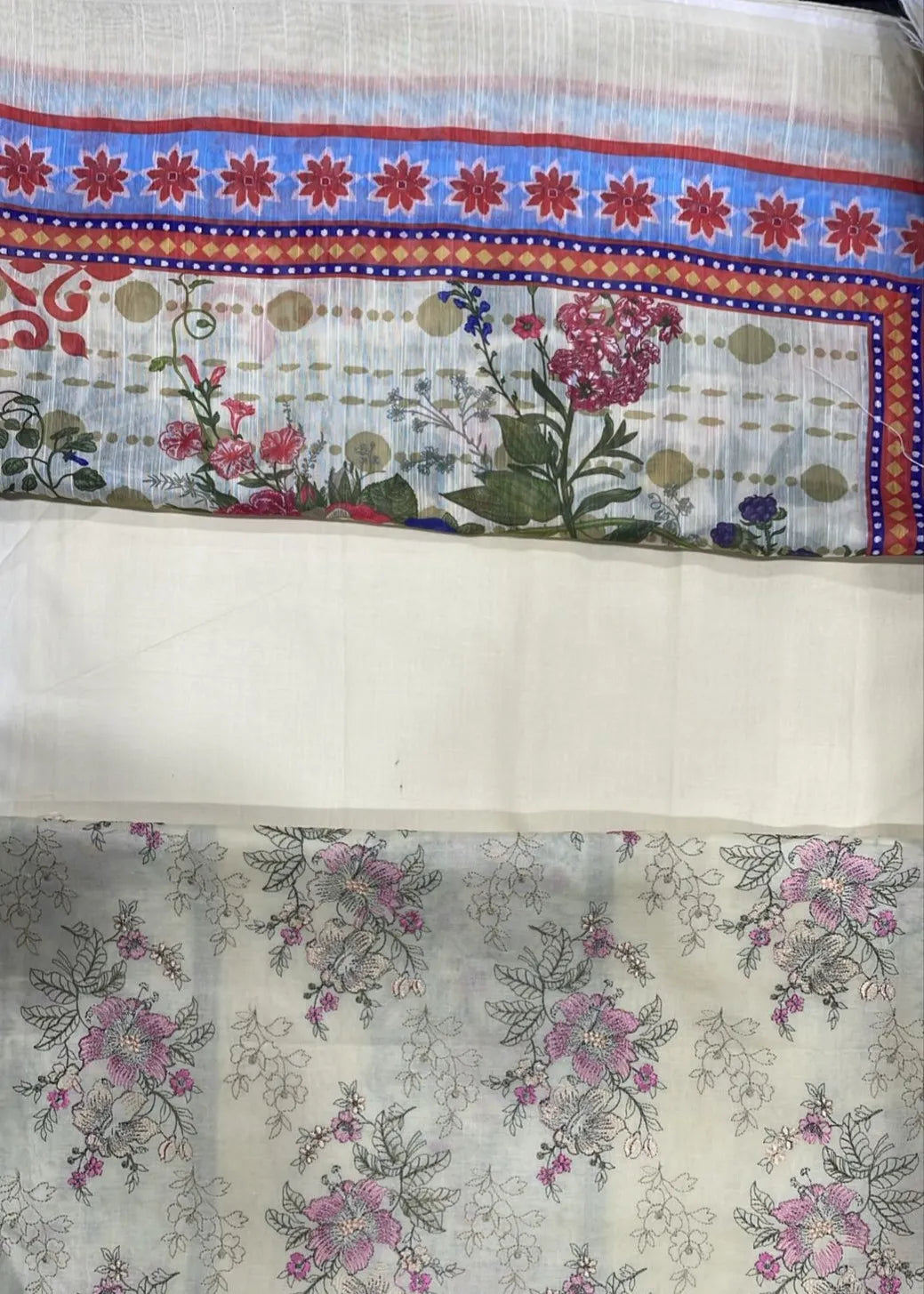 BAREEZE CHIKANKARI LAWN EMBROIDERED 3PC D-5 | ✅ 100% Original