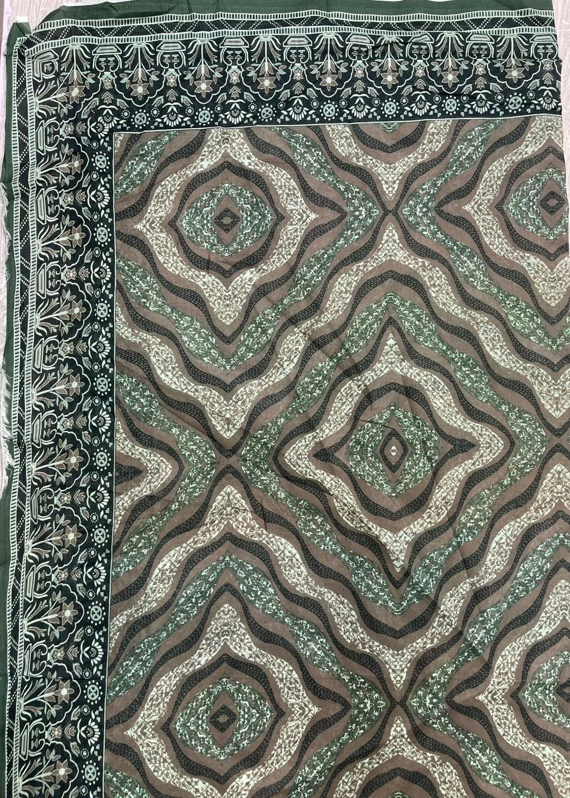 PREMIUM LAWN 3 PCS D-9