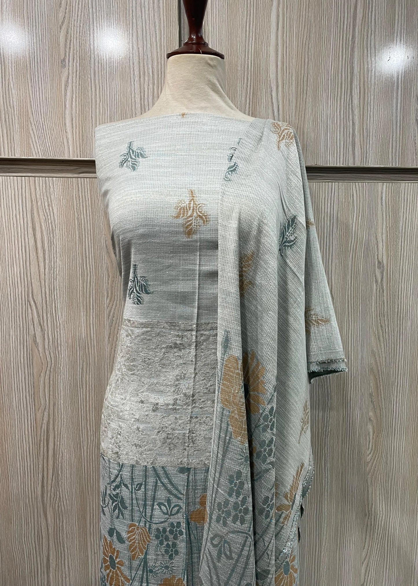 PERSIAN WOOL WINTER 3PC SUIT WITH PALACHI SHWAL (Light Ferozi)