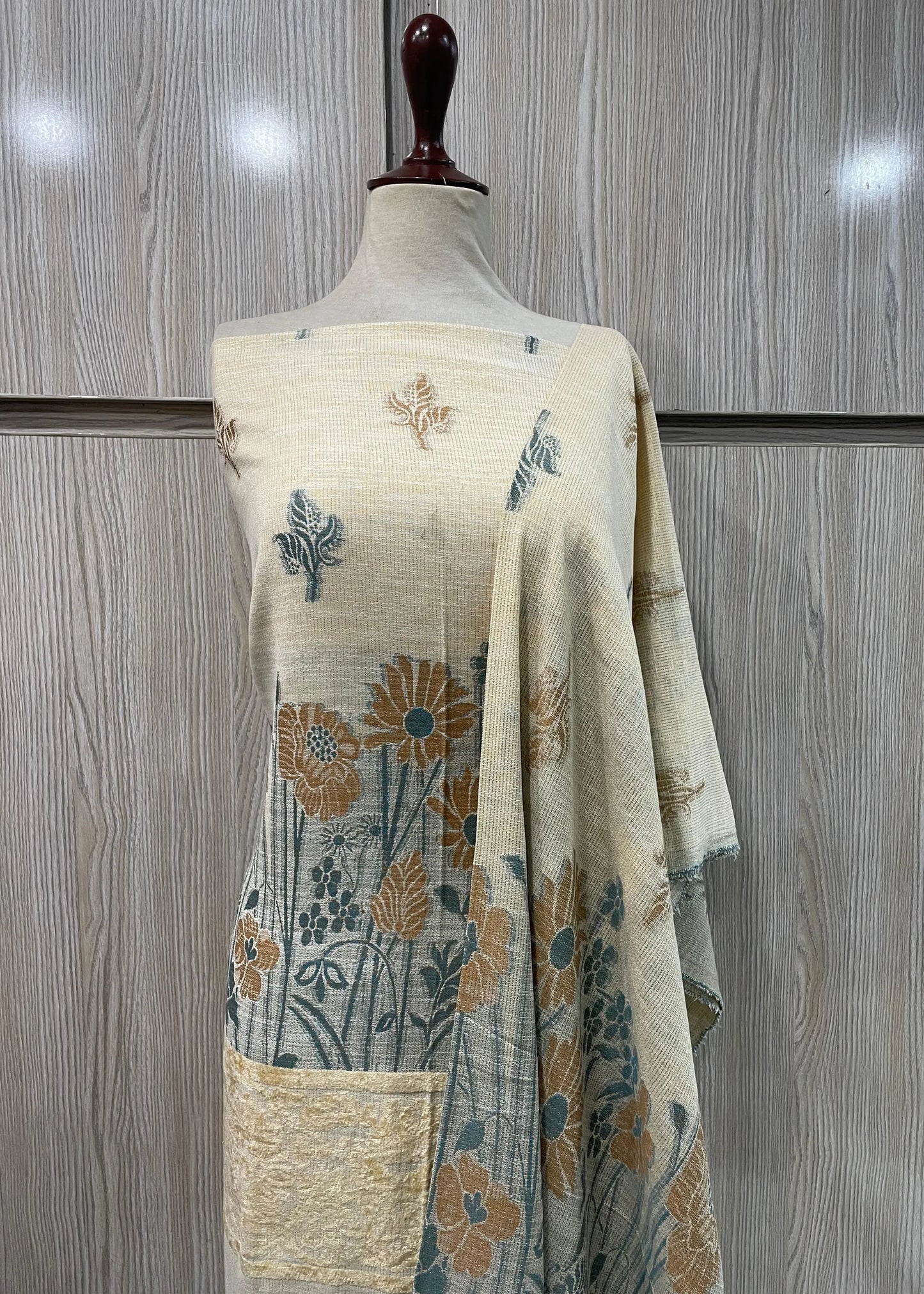 PERSIAN WOOL WINTER 3PC SUIT WITH PALACHI SHWAL (Beach Color)