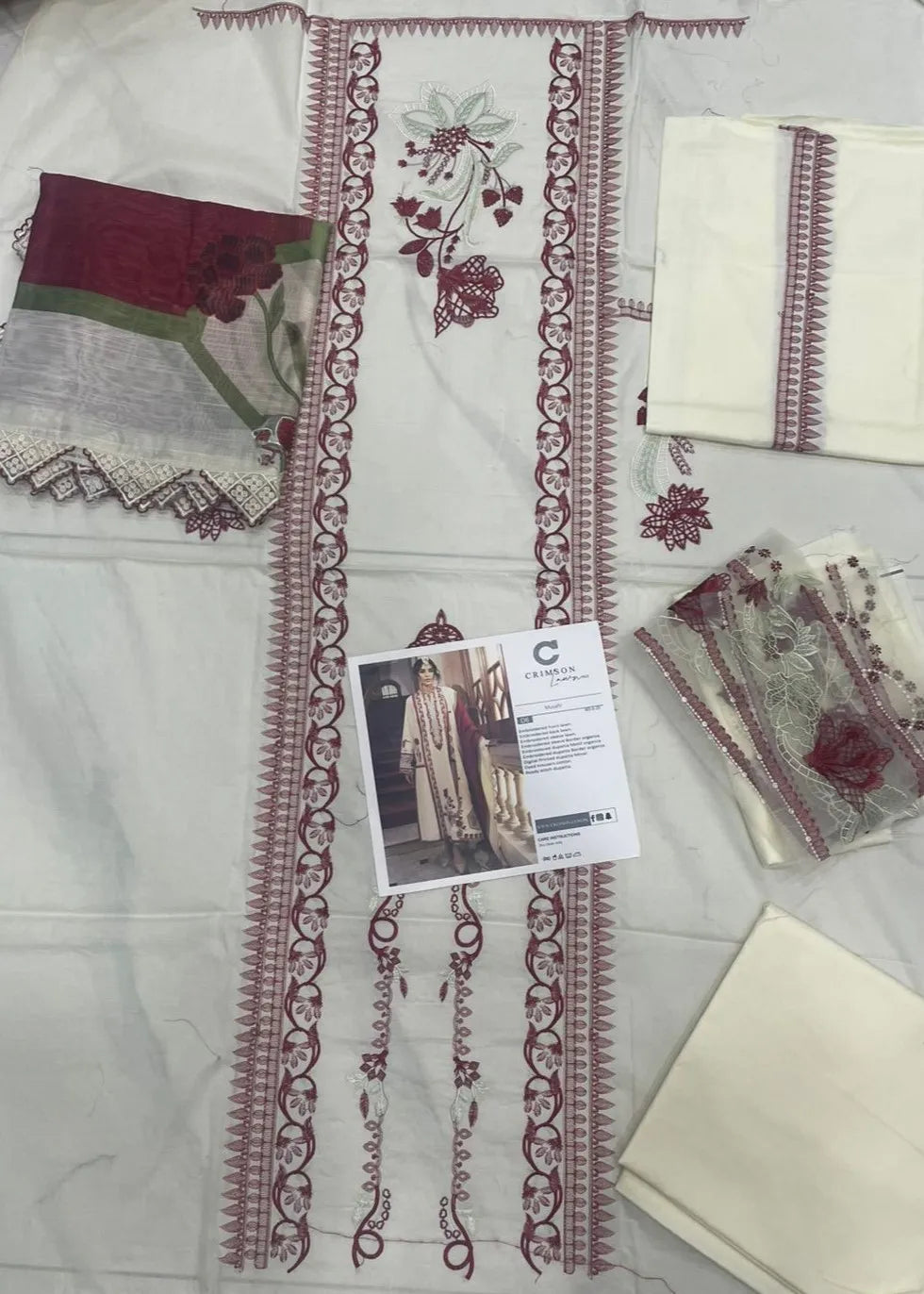 CRIMSON LAWN MUSAFIR D6