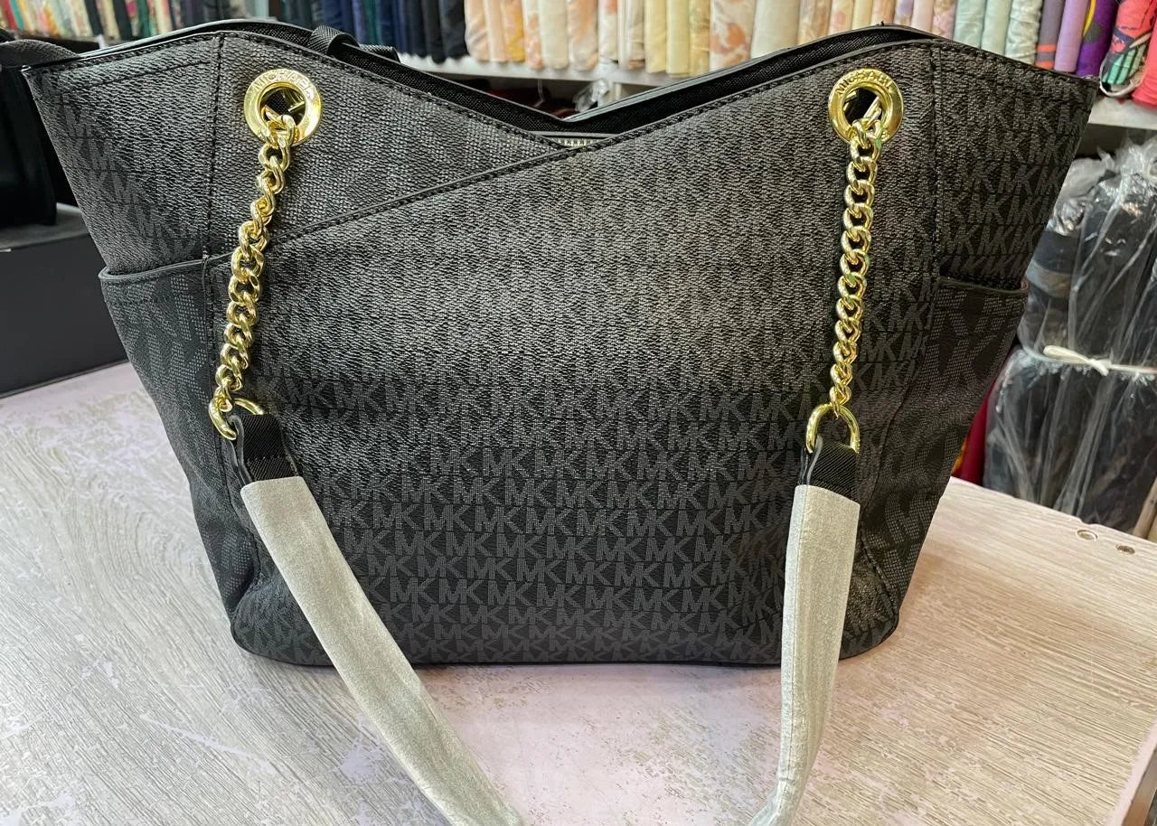 MICHAEL KORS MK HAND BAG FOR WOMAN BLACK COLOR
