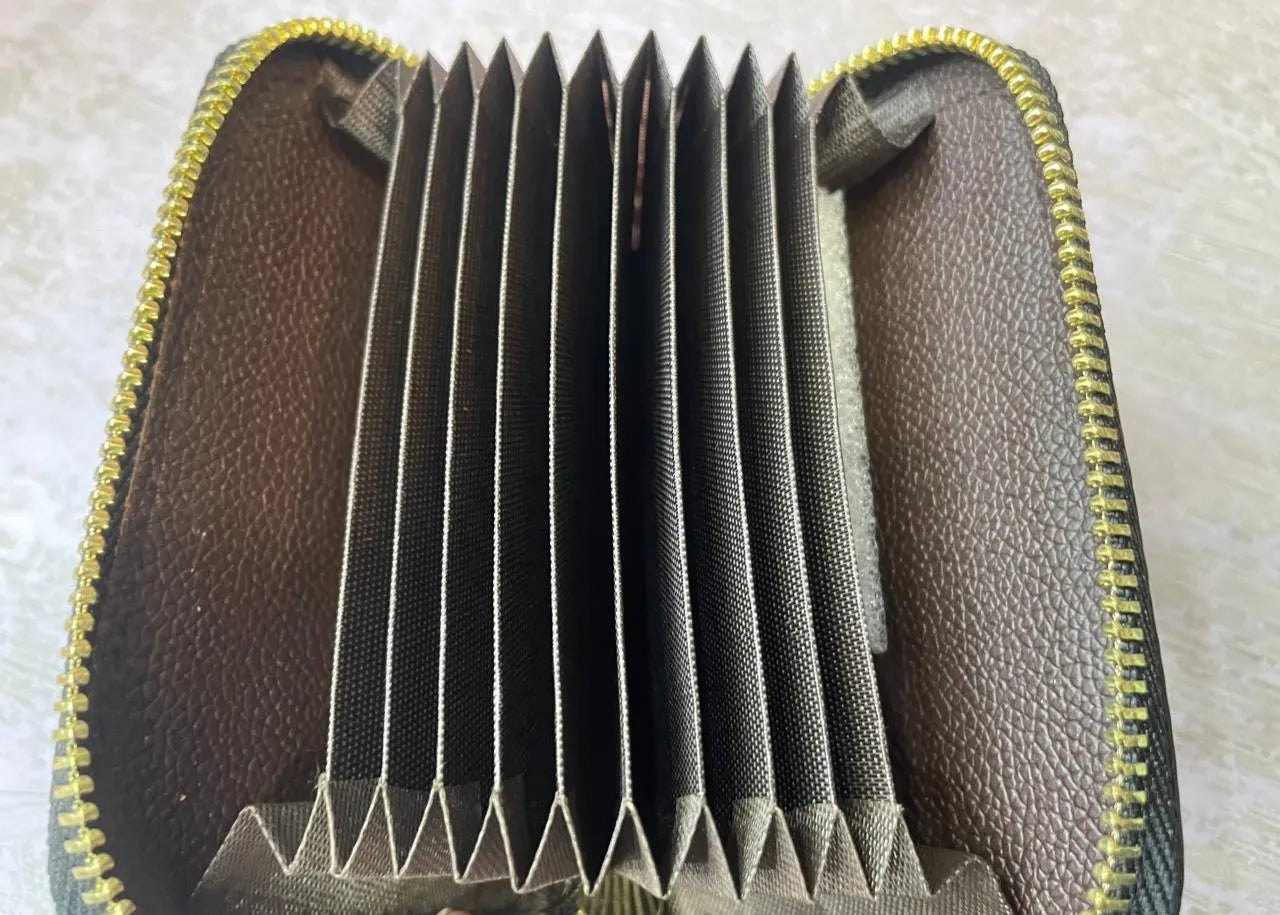 FENDI CROSSBODY SHOULDER BAG GIFT PACK FOR WOMAN BLCAK COLOR